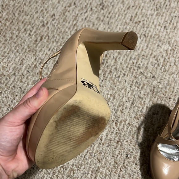 Beige Pumps - Picture 3 of 4